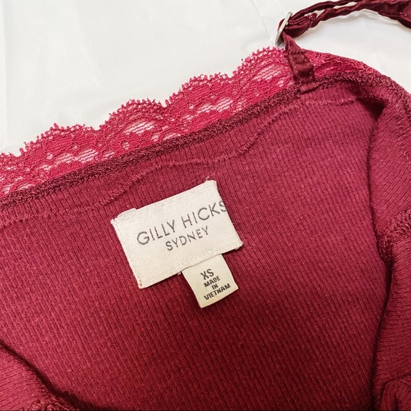 SOLD❌ Gilly Hicks Vintage Lace Vneck Tank Top - Picture 6 of 7